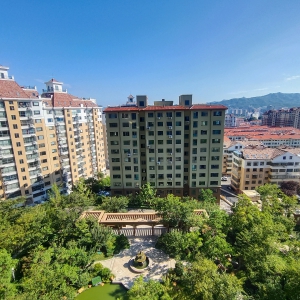 码头小学实验中学学区，恒宝天玺龙亭华府，212.41平，四室