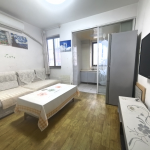 南曲阜翡翠城A区，三楼 55.72平，46.8万