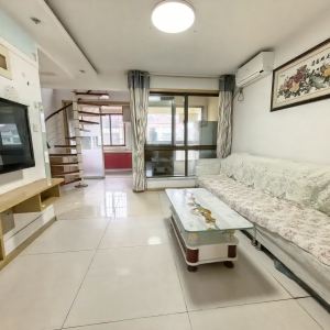 出售翡翠城A区顶加阁