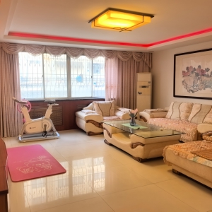 码头实验万福山庄3楼框架三室向阳