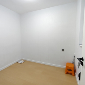 出售青岛街楼房