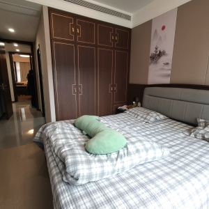 高区一中沈阳路小学垛山一品雅苑电梯二楼毛坯三室两卫